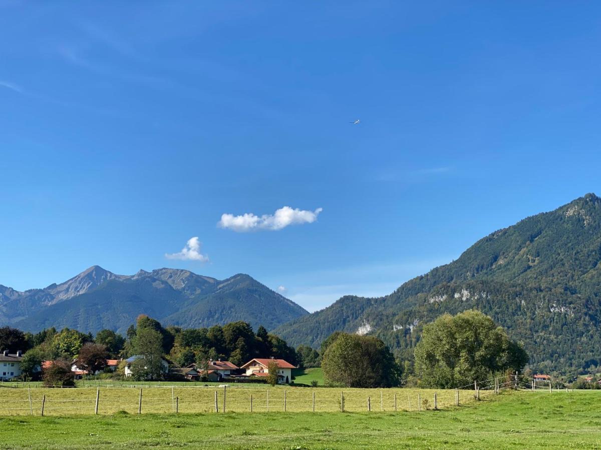Charmantes Garten-apartment: Erholung Im Chiemgau Apartment *
